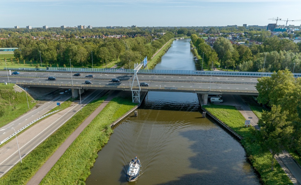 Wegwerkzaamheden A7: brug over het Noordhollandsch kanaal bij Purmerend