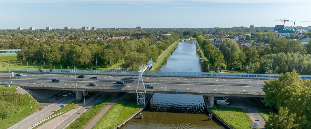 Wegwerkzaamheden A7: brug over het Noordhollandsch kanaal bij Purmerend