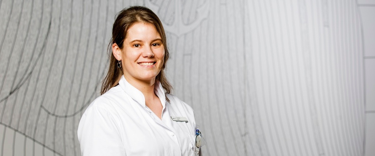 Portret van longarts Fredrike Oomen